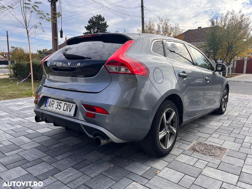 Volvo V40 D4 VEA R-Design - 10