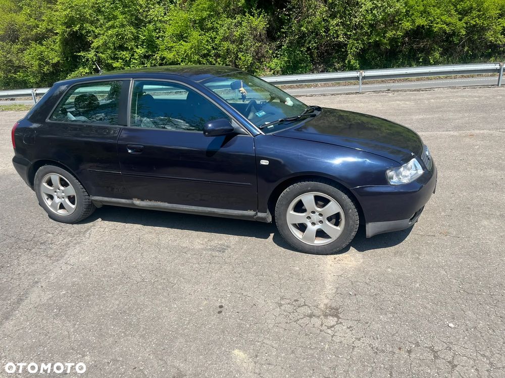 Audi A3 3-drzwiowe 1.6 FSI Ambiente - 27