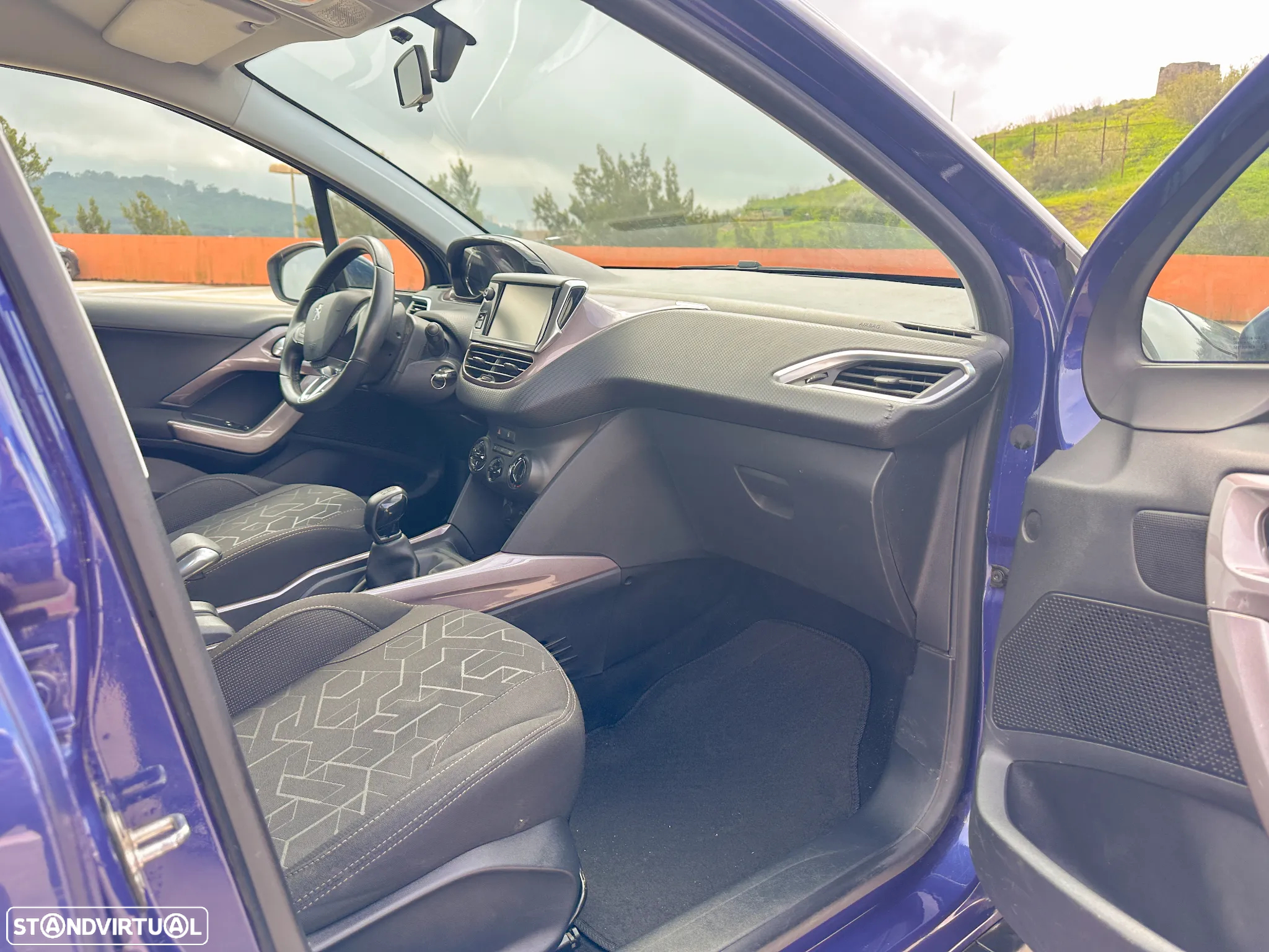 Peugeot 2008 1.2 VTi Active - 10