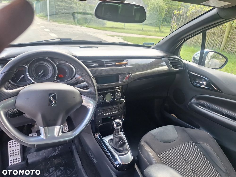 Citroën DS3 1.6 HDi SportChic - 9