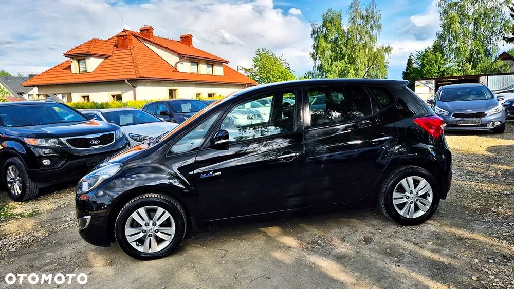 Hyundai ix20 1.4 Premium blue - 21