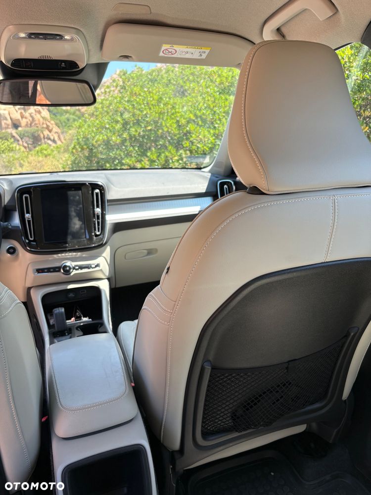 Volvo XC 40 - 6