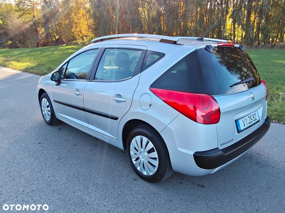 Peugeot 207 75 Urban Move - 8