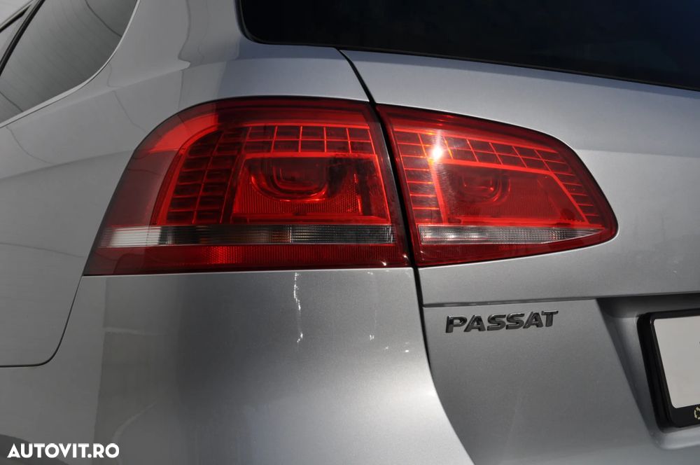 Volkswagen Passat Variant 2.0 TDI Blue TDI DSG Highline - 20