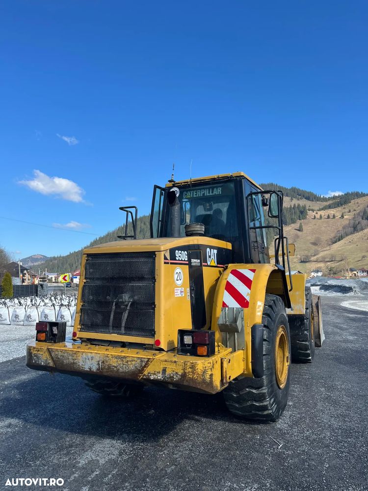 Cat Incărcător frontal 950G - 4