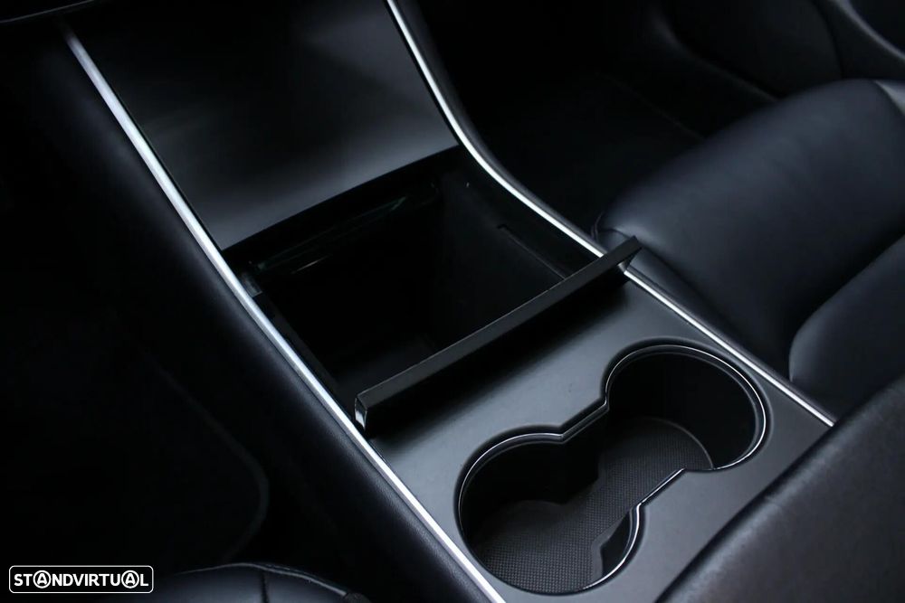 Tesla Model 3 Long-Range Dual Motor AWD - 16