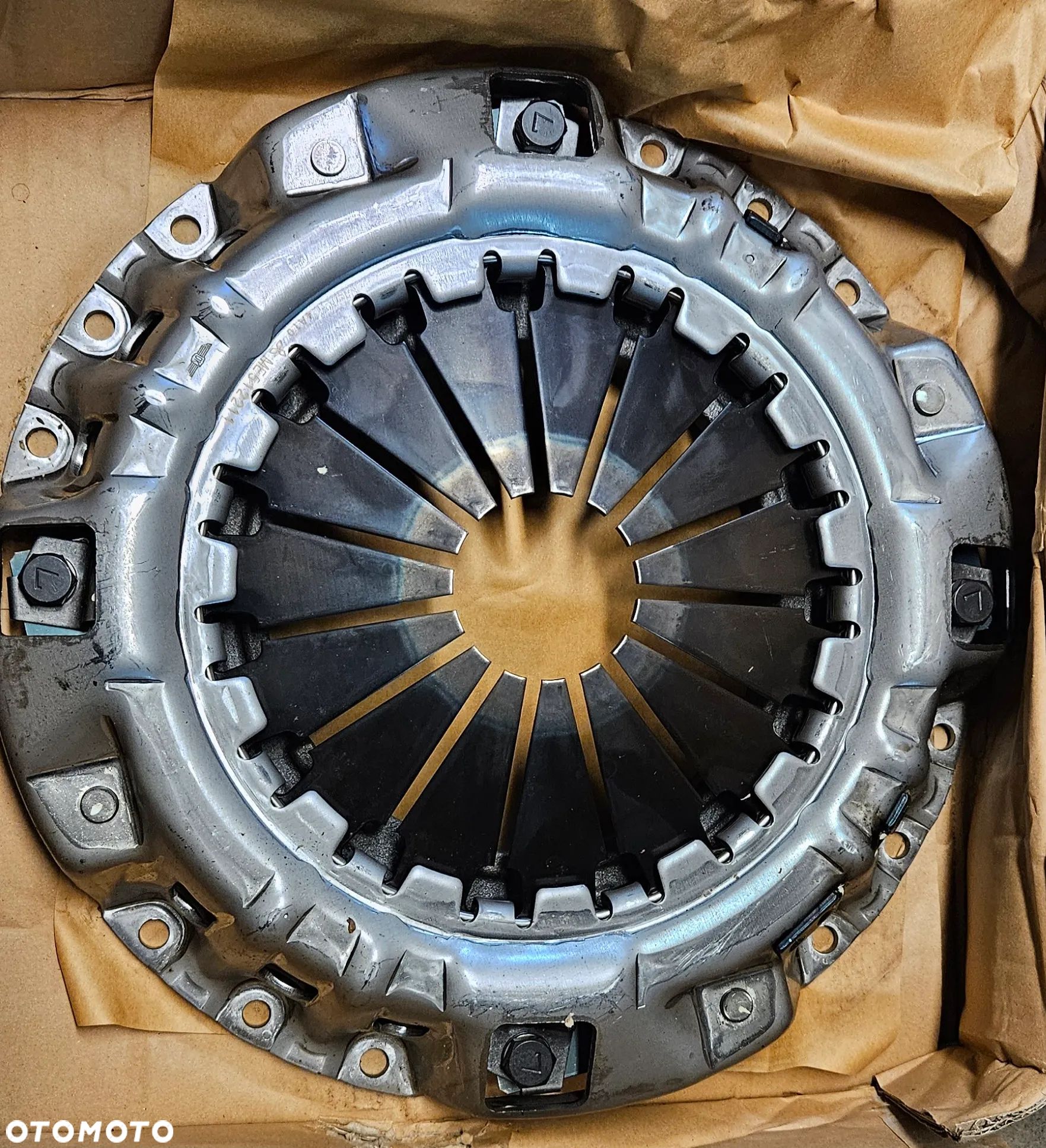 Docisk sprzegła Mitsubishi Canter QME512211 NOWE - 1