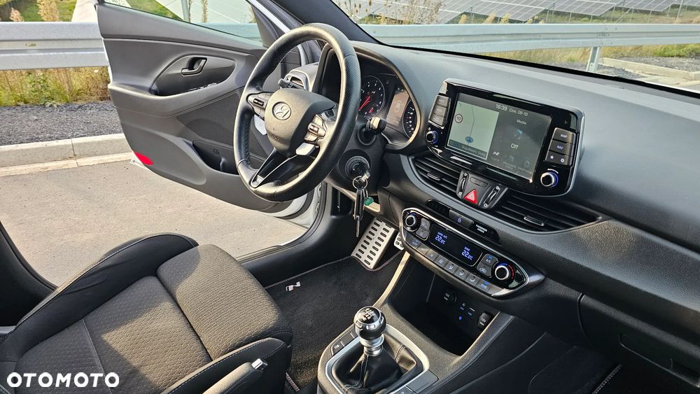 Hyundai i30 N 2.0 T-GDI - 22