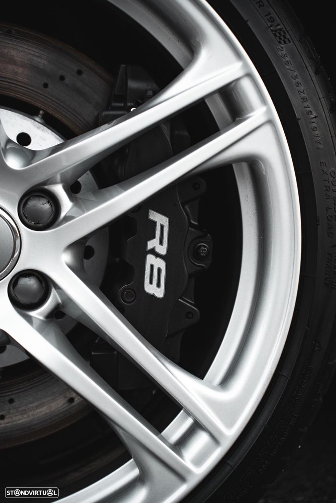 Audi R8 Spyder 4.2 FSI quattro R tronic - 47