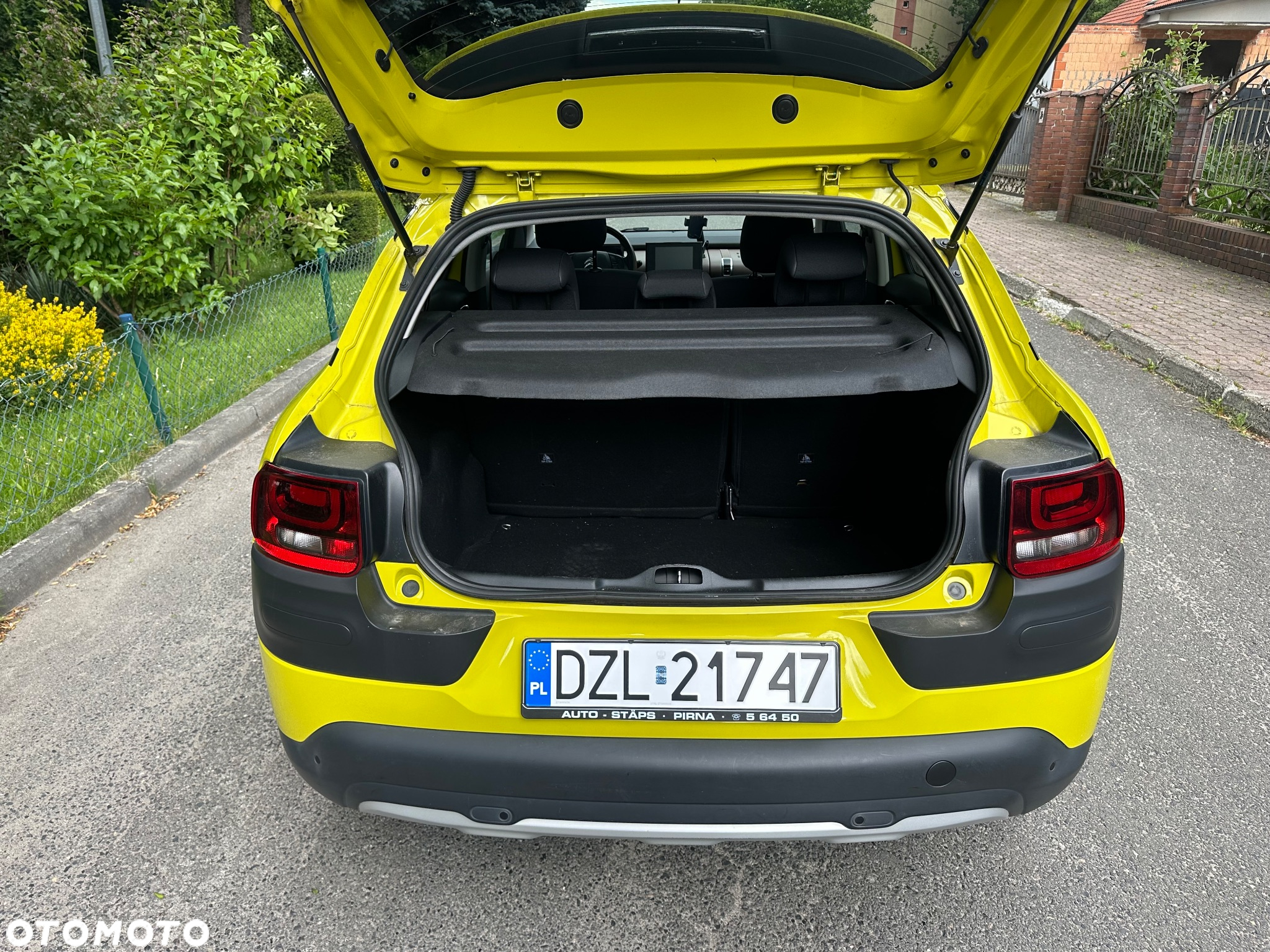 Citroën C4 Cactus 1.2 PureTech Shine Edition S&S - 16