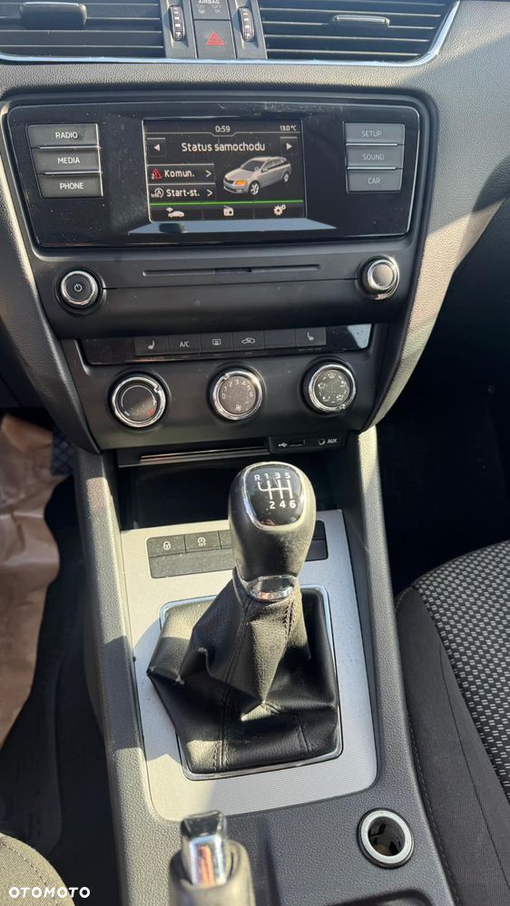 Skoda Octavia 2.0 TDI Style - 10