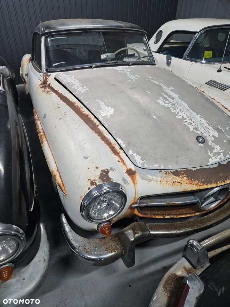 Mercedes-Benz SL - 1