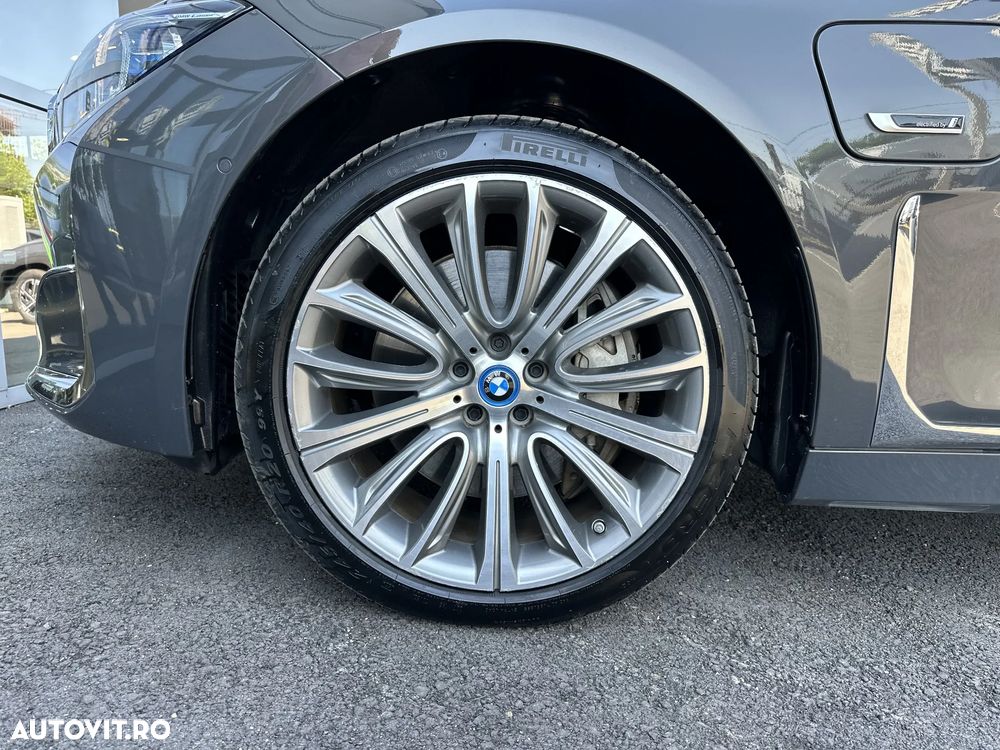 BMW Seria 7 745Le - 14