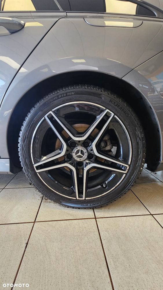 Mercedes-Benz CLA 200 AMG Line 7G-DCT - 28