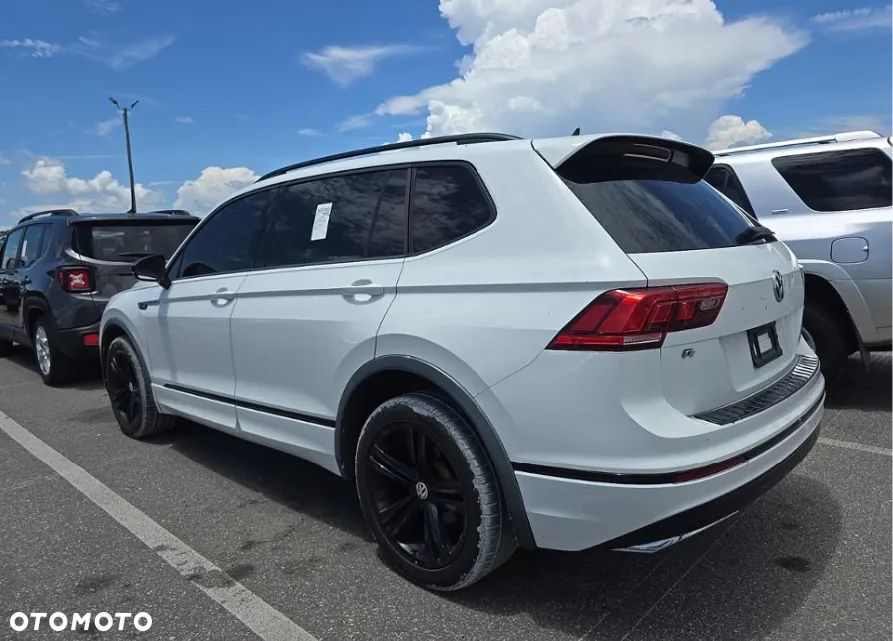 Volkswagen Tiguan - 5