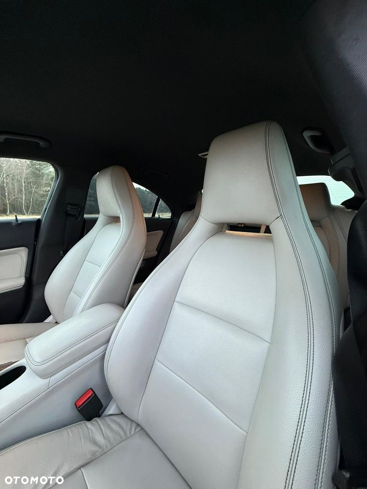 Mercedes-Benz CLA 250 7G-DCT SCORE - 9