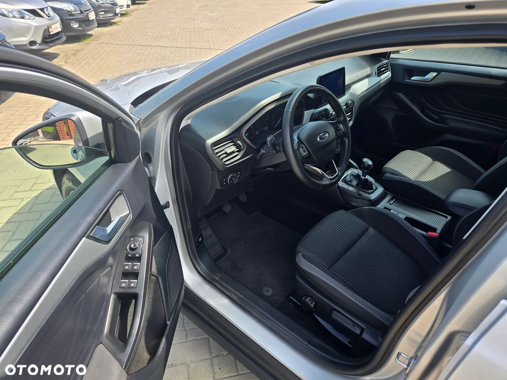 Ford Focus - 8