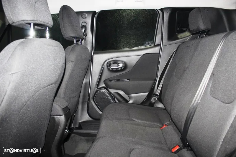 Jeep Renegade 1.0 T Longitude - 13
