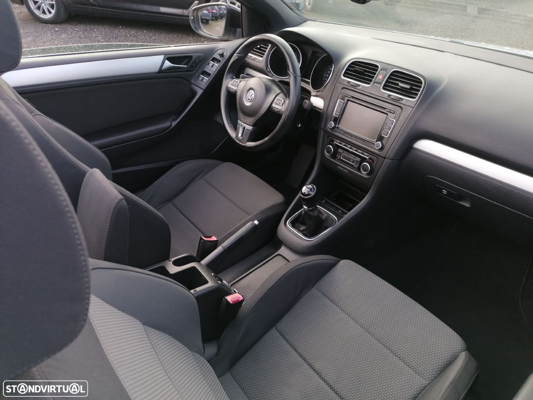 VW Golf Cabriolet 1.6 TDi BlueMotion - 10