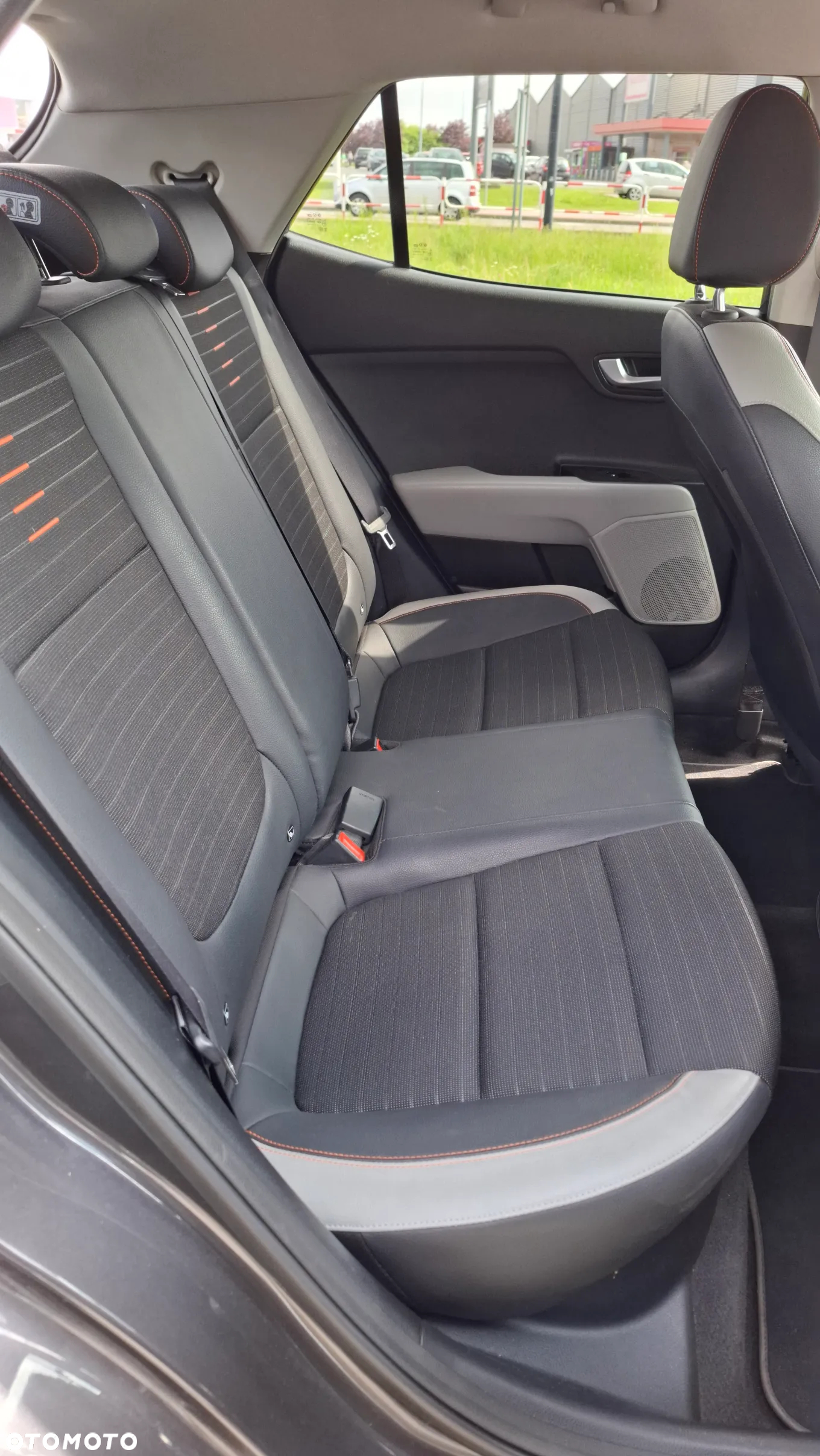 Kia Stonic - 15