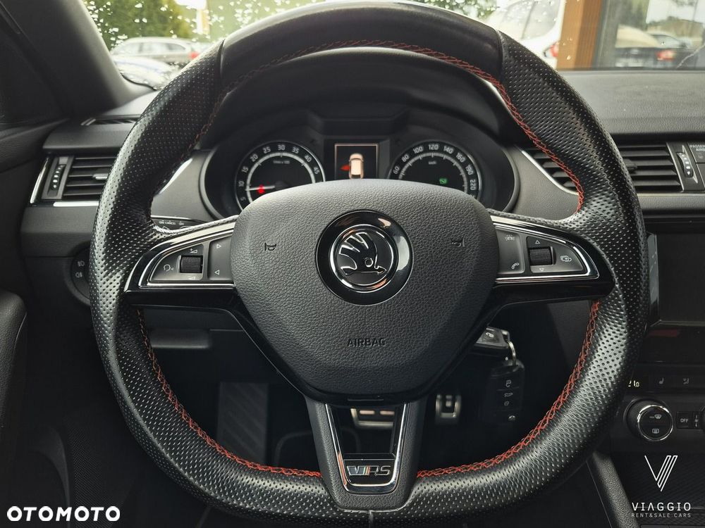 Skoda Octavia 2.0 TDI (Green tec) 4x4 DSG RS - 26