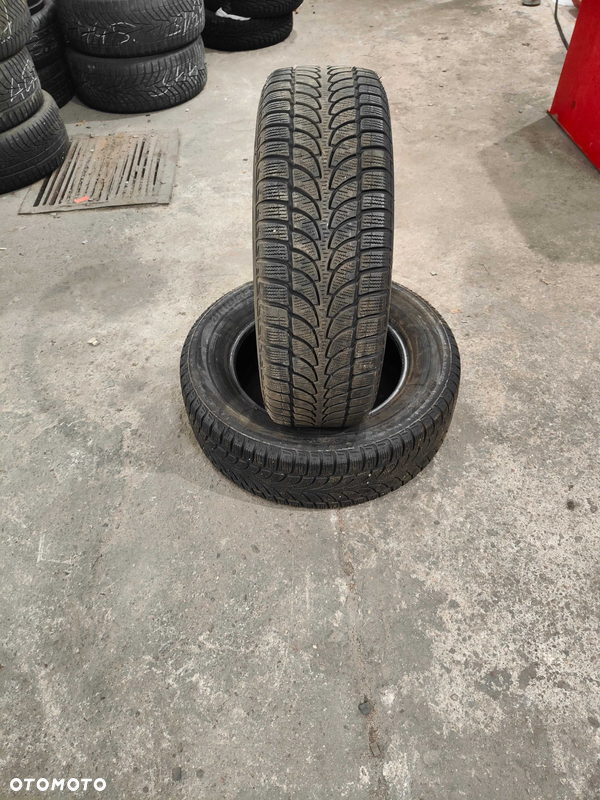Opony zimowe Bridgestone Blizzak 215/65/16 98H