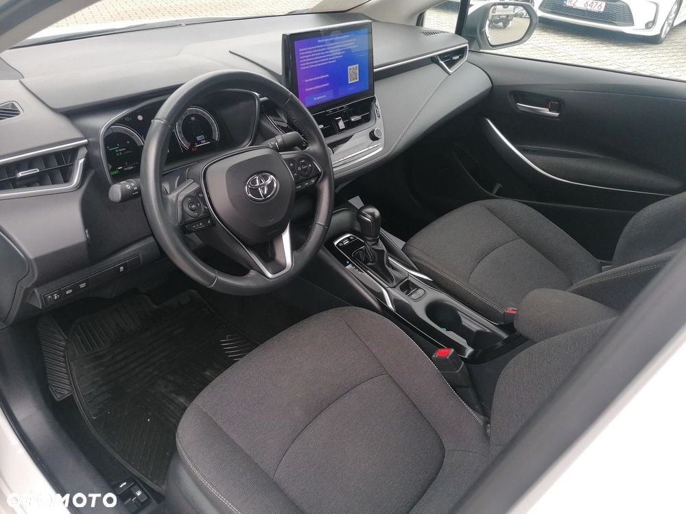 Toyota Corolla 1.8 Hybrid Comfort - 12