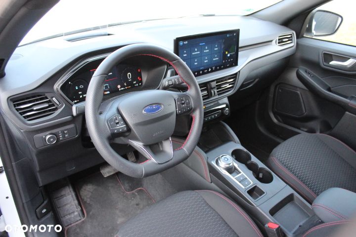 Ford Kuga 2.5 FHEV AWD ST-Line eCVT - 12