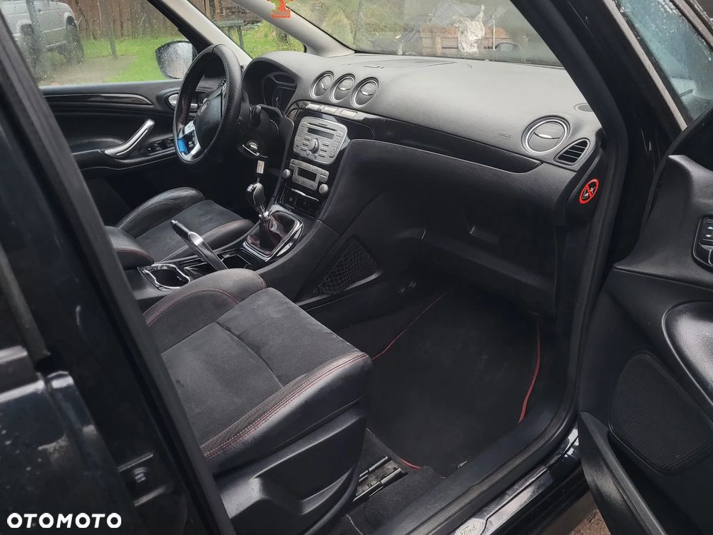 Ford S-Max - 7
