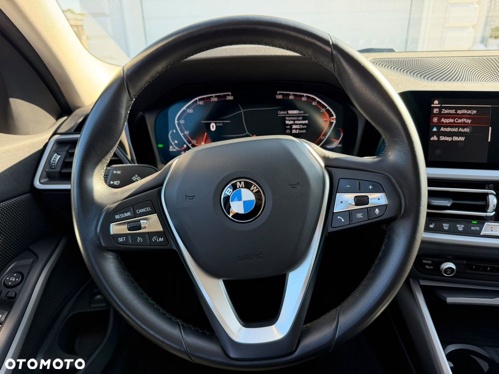 BMW Seria 3 320d xDrive Advantage - 14
