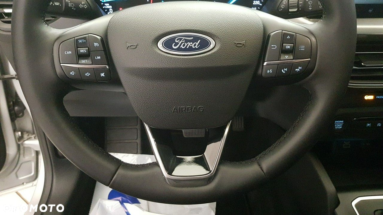 Ford Focus - 27