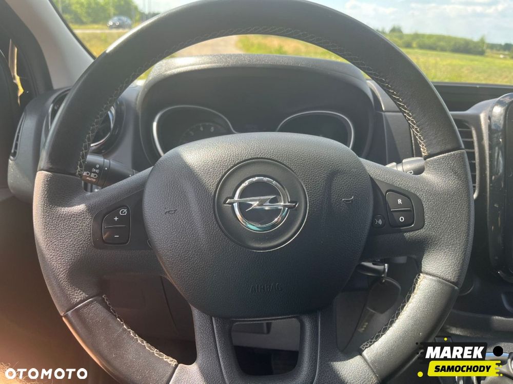 Opel Vivaro - 19