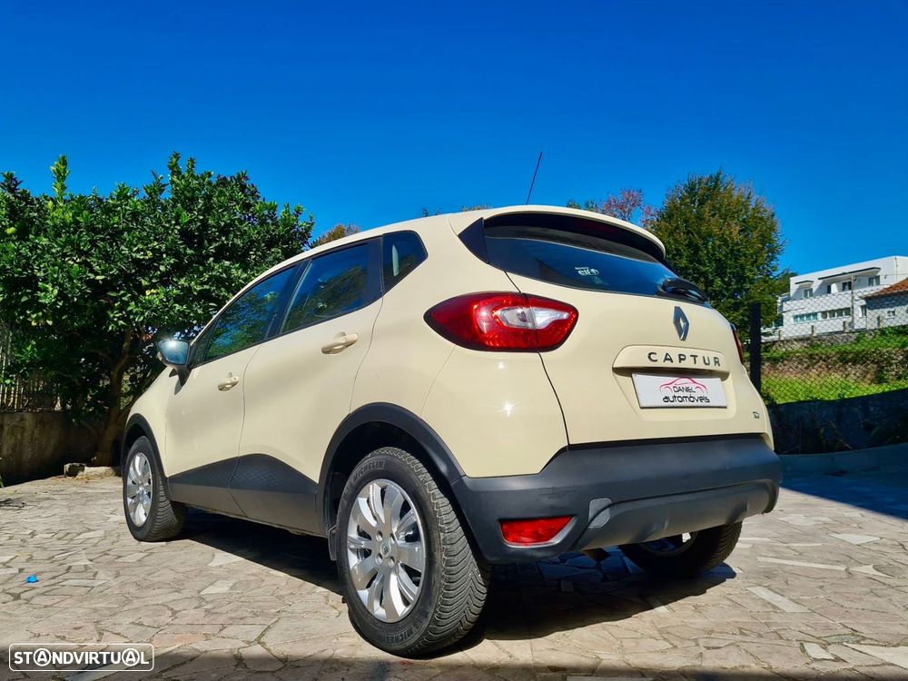 Renault Captur 0.9 TCE Expression - 23
