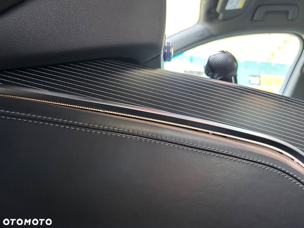 Audi A6 Avant 2.0 TDI ultra S tronic - 16