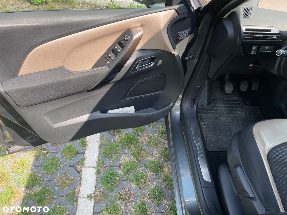Citroën C4 Grand Picasso - 14