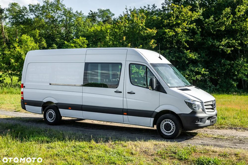 Mercedes-Benz Sprinter - 1
