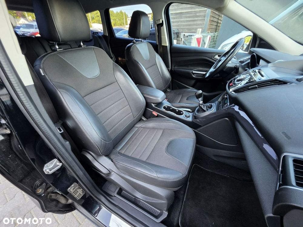 Ford Kuga - 26