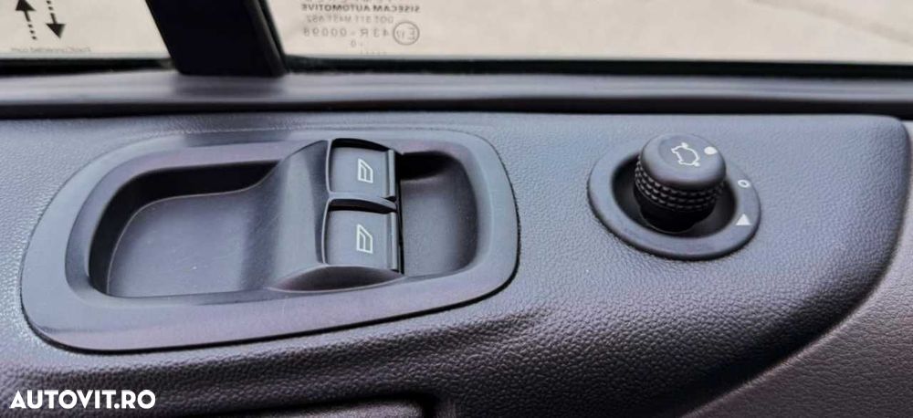 Ford TRANSIT CUSTOM - 17