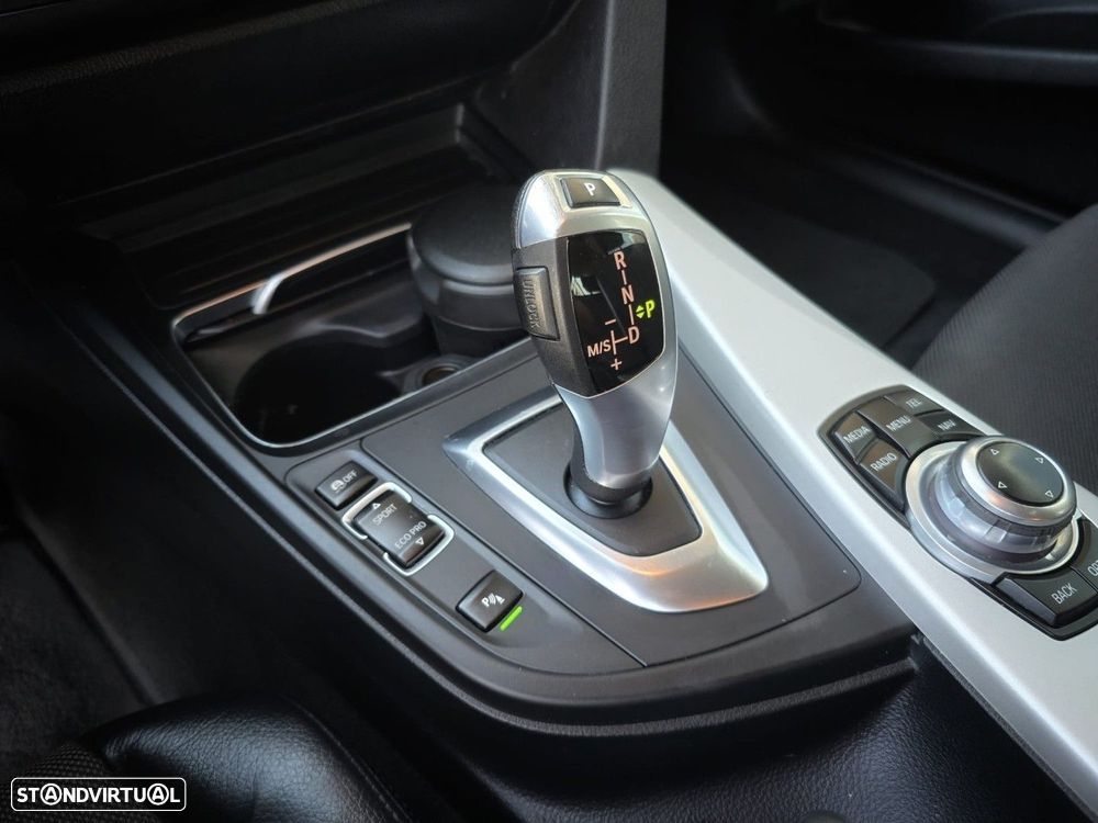 BMW 318 Gran Turismo d Auto - 27