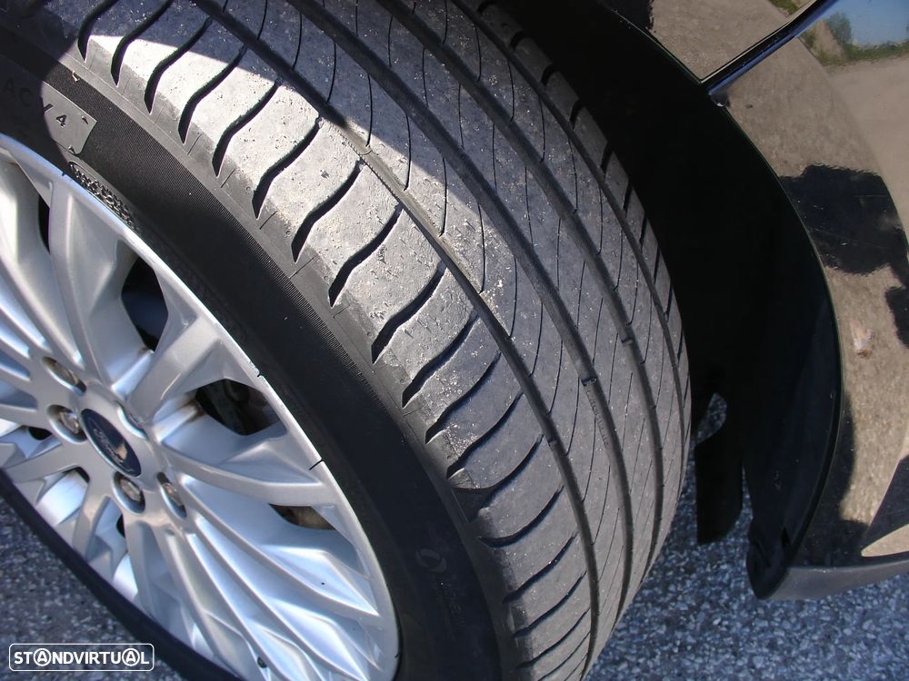 Ford C-Max 1.6 TDCi Titanium - 23