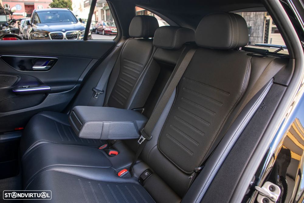Mercedes-Benz C 300 de AMG Line - 44