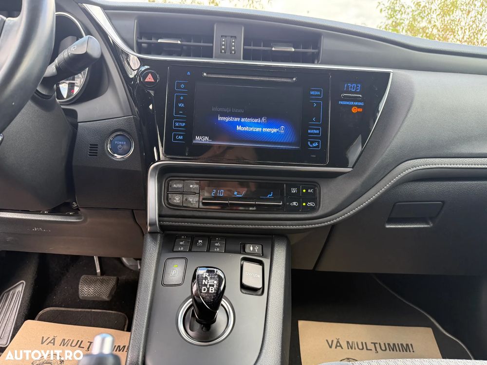Toyota Auris 1.8 VVT-i Automatik Team Deutschland - 24