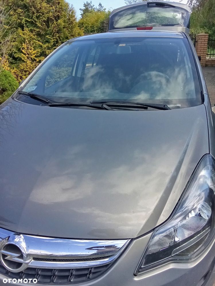 Opel Corsa 1.2 16V Essentia - 19