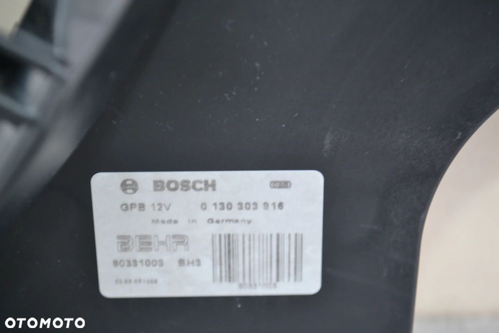 VW TRANSPORTER T5 WENTYLATOR CHŁODNICY OBUDOWA KPL 7H0121201CH 0130303916 - 4