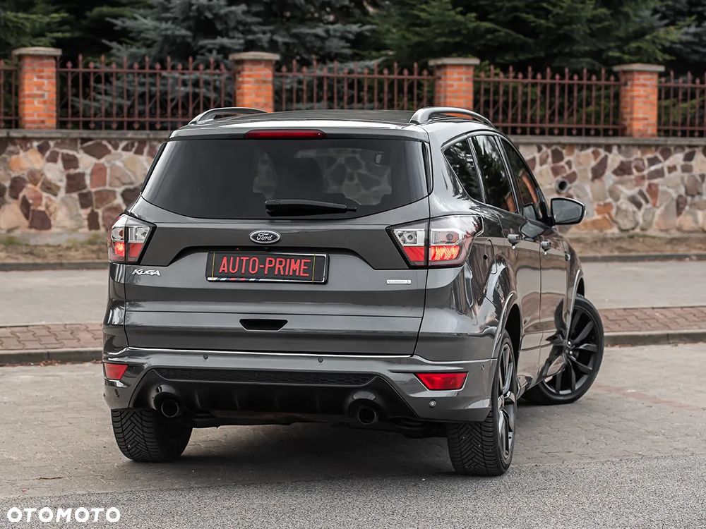 Ford Kuga - 12