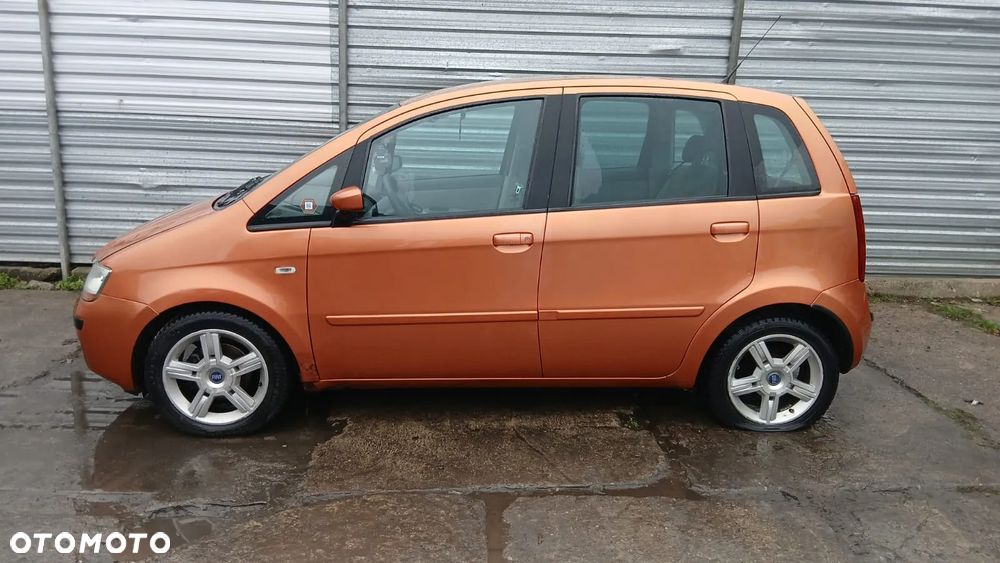 Tylko Części Fiat Idea 1.4 16V 843A1.000 95KM 70kW 03r–05r lakier 505 - 2