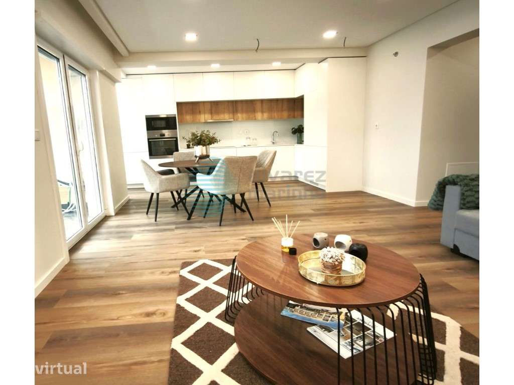 Apartamento T3, totalmente remodelado, Benfica - Grande imagem: 4/19