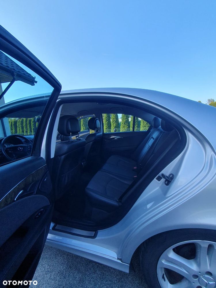 Mercedes-Benz Klasa E 280 CDI 4Matic Automatik Avantgarde DPF - 9