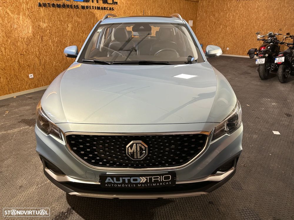 MG ZS EV Luxury - 3