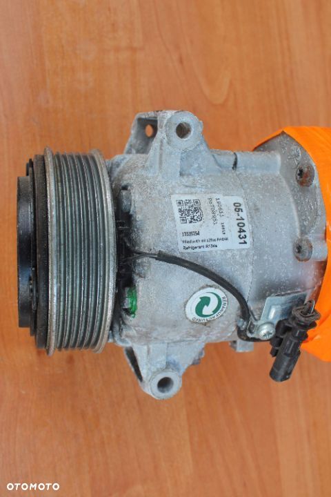 SPRĘŻARKA KLIMATYZACJI OPEL ZAFIRA C 2.0 CDTI 13352254 - 3